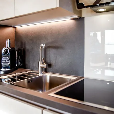 Lenneglueck Apartman *